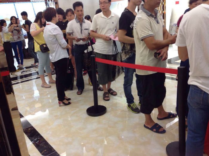 汕头南宫娱乐瓷砖品牌旗舰店开业现场