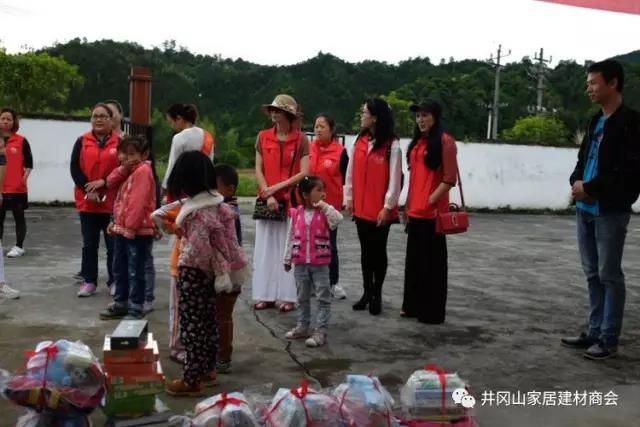 南宫娱乐瓷砖 瓷砖署理 陶瓷一线品牌