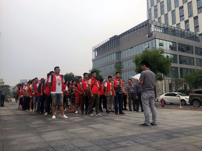南宫娱乐瓷砖 三百大粤战 店长特训 瓷砖署理 陶瓷一线品牌