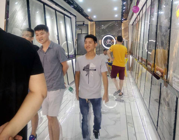 南宫娱乐 瓷砖署理  陶瓷一线品牌 普宁 开业