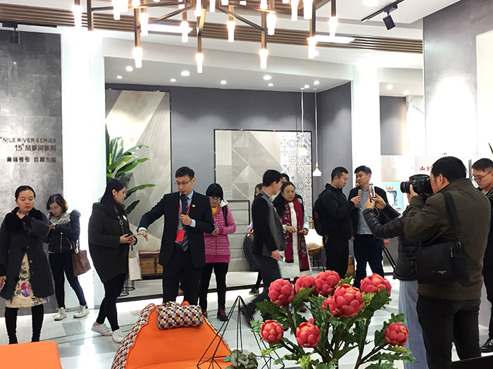 南宫娱乐2017年终总结暨表扬大会盛大召开