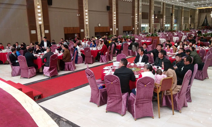 南宫娱乐2017年终总结暨表扬大会盛大召开