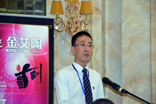 南宫娱乐策划司理张宁博对本次品签会作总结