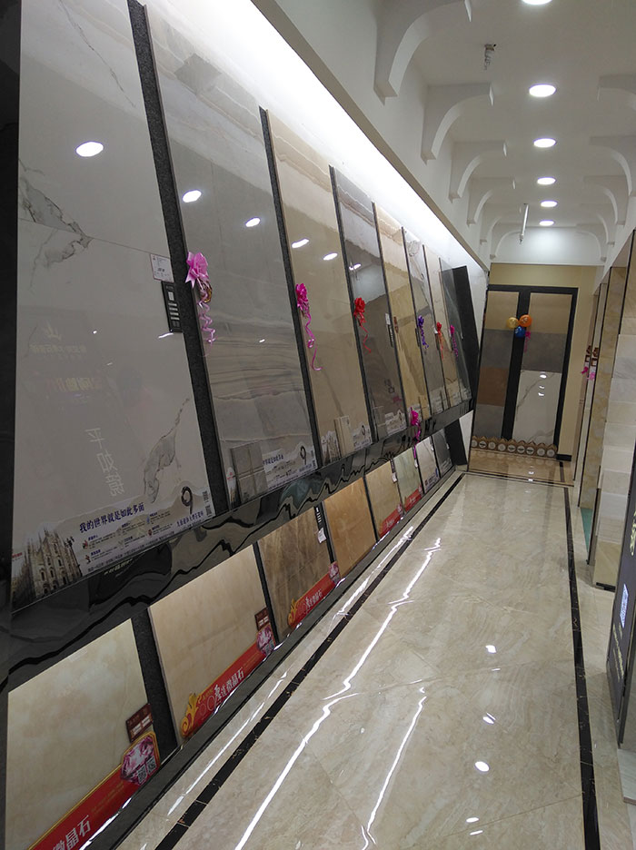 南宫娱乐湖北十堰专卖店选材区